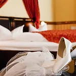 호텔 Schlosshotel Schkopau 4*