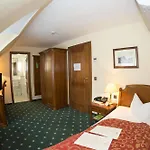 호텔 Schlosshotel Schkopau 4*