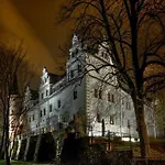 호텔 Schlosshotel Schkopau 4*