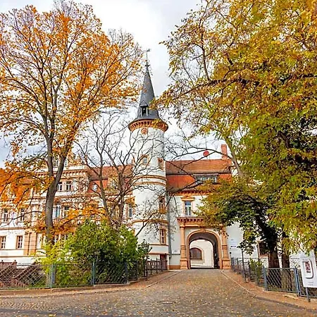 Отель Schlosshotel Schkopau Schkopau