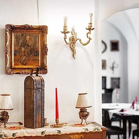 Отель Schlosshotel Schkopau 4*