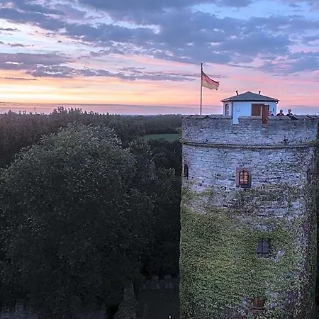 Schlosshotel Schkopau Отель