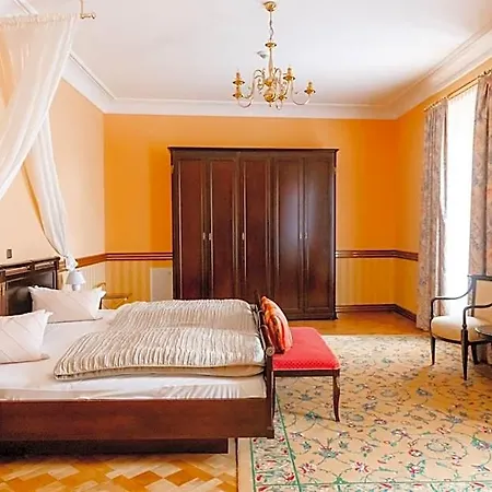 Schlosshotel Schkopau Отель Schkopau