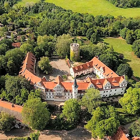 Отель Schlosshotel Schkopau Schkopau