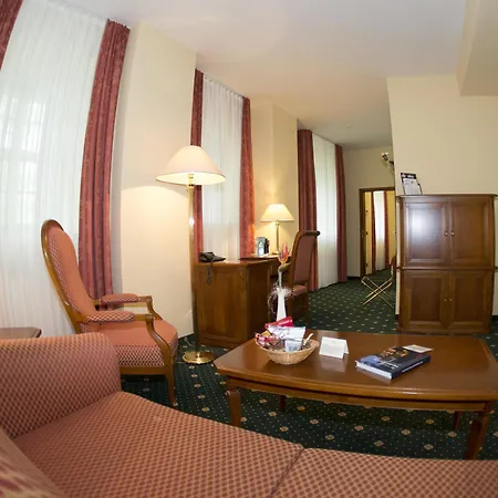 Отель Schlosshotel Schkopau Schkopau