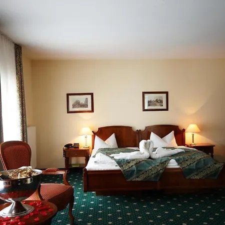 Hotel Schlosshotel Schkopau 4*