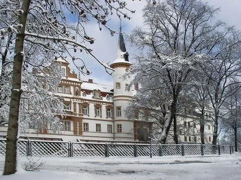 Hotell Schlosshotel Schkopau 4*