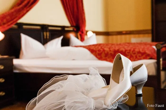 Hotel Schlosshotel Schkopau 4*